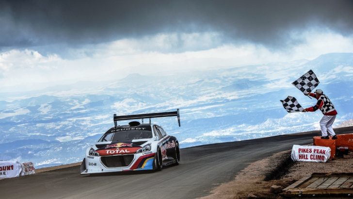 208 T16 PIKES PEAK’E İKİ ÖDÜL BİRDEN