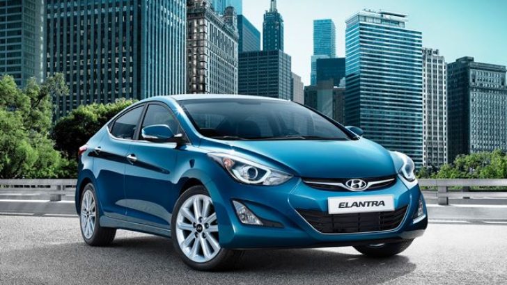 YENİLENEN HYUNDAI ELANTRA, BENZİNLİ VE DİZEL SEÇENEKLERİYLE TÜRKİYE’DE