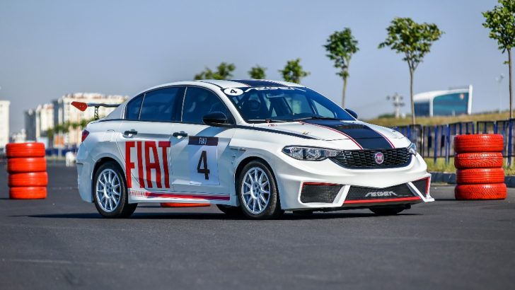 FIAT EGEA SENİ PİSTE ÇAĞIRIYOR!