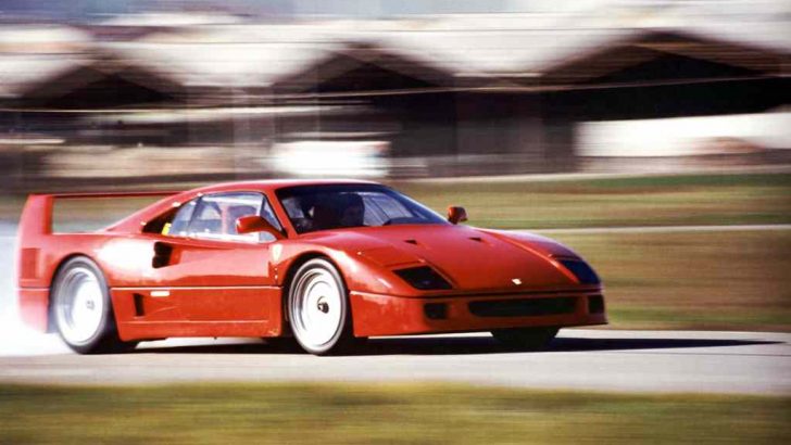 Enzo Ferrari İmzalı Son Model F40 30. Yaşını Kutluyor!