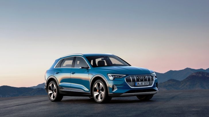 Audi’nin ilk elektrikli modeli Audi e-tron sahnede
