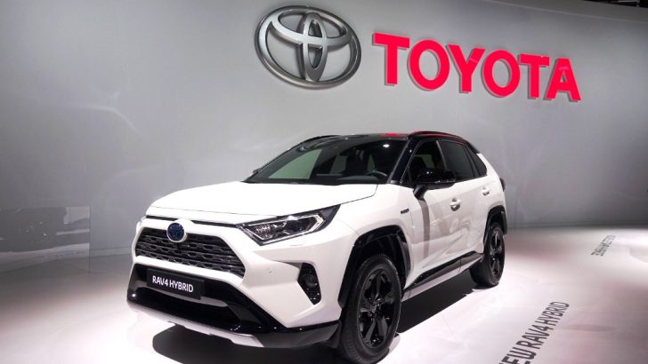 TOYOTA’DAN PARiS’TE 2 DÜNYA, 2 AVRUPA PRÖMİYERİ