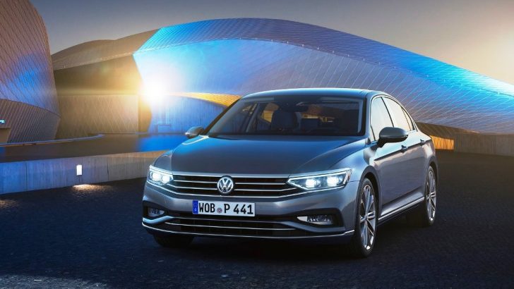 Yeni Passat teknolojiyle dikkat çekiyor
