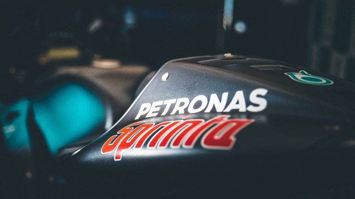 Petronas’tan Motosikletlere UltraFlex™ Teknolojili Madeni Yağ Ailesi!