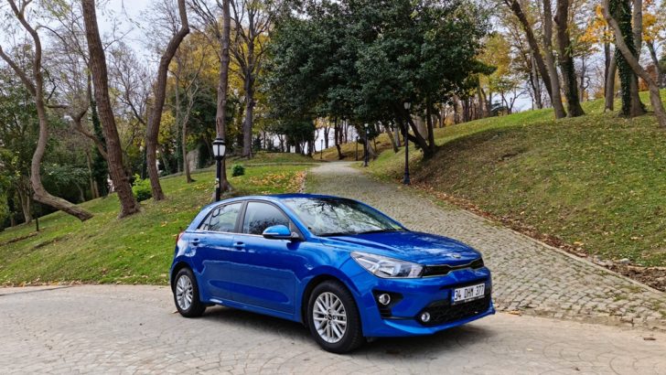 Yeni Kia Rio’ya makyaj operasyonu