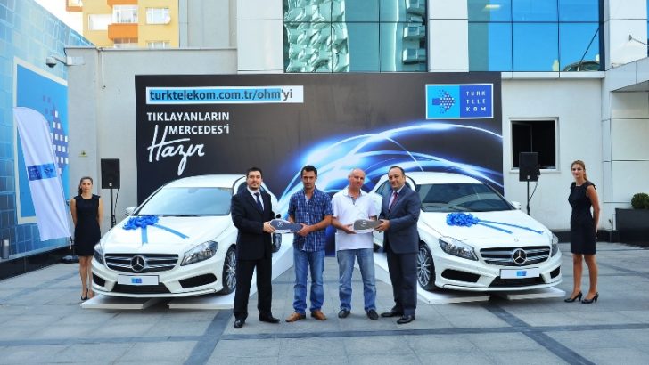 Türk Telekom Online Hizmet Merkezi’ni kullandılar, Mercedes Benz A180 kazandılar!