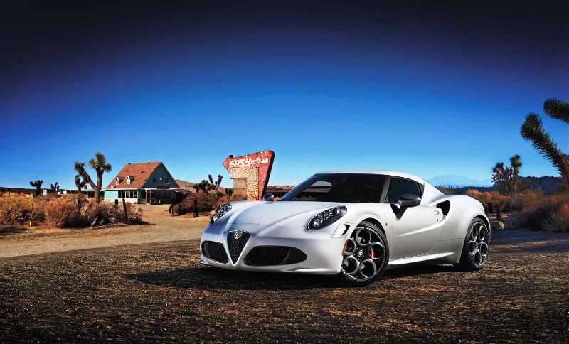 Alfa Romeo 4C Nürburgring’deki Test Pistinde Rekor Zamana İmza Attı!