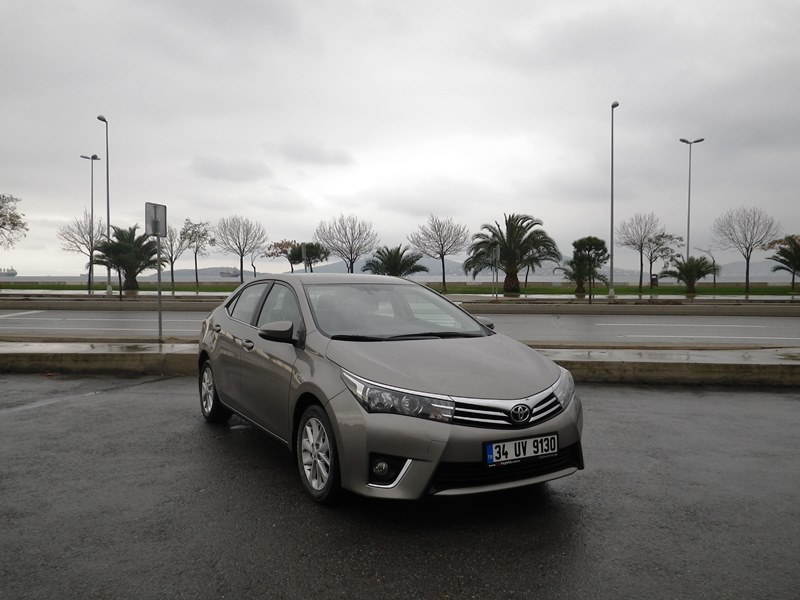 TOYOTA YENİ COROLLA İLE YOLLARDA