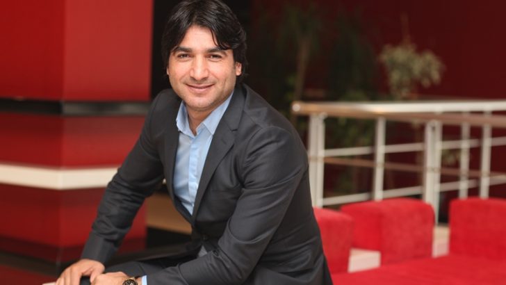 MERCEDES’İN INSTAGRAM HESABINDA İLK KEZ “TÜRK TASARIMCI”