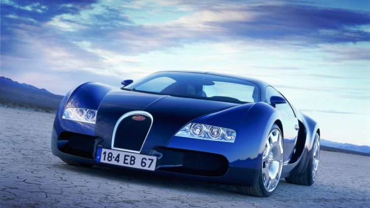 BUGATTİ, VEYRON’U ONURLANDIRDI