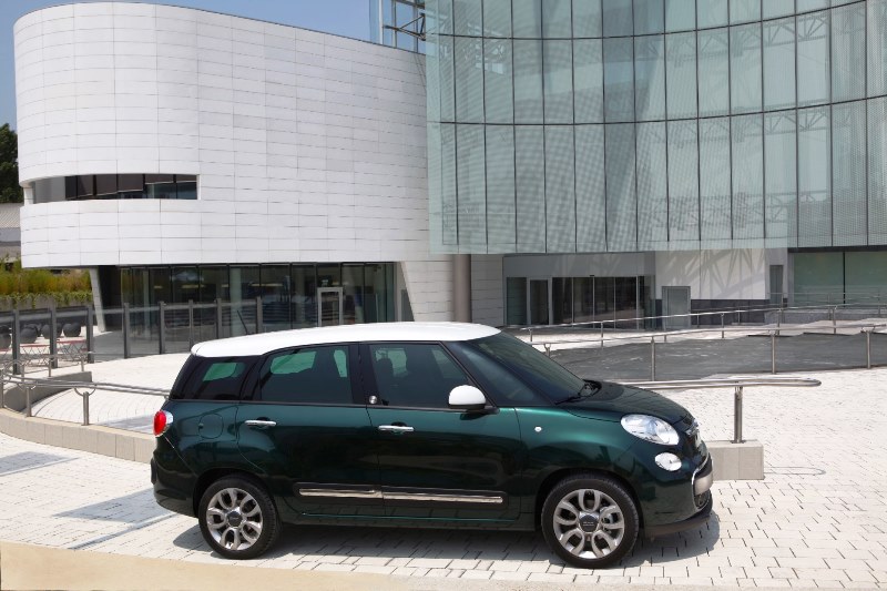 Fiat 500 Ailesinin “En Büyük” Üyesi 500L Living Türkiye’de!