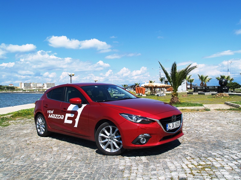 Mazda3 Türkiye Yollarında