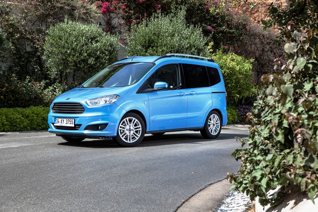 Ford Tourneo Courier3