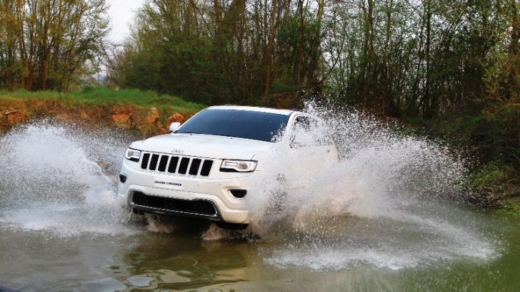 Jeep® fırsatları Mayıs ayında hız kesmiyor!