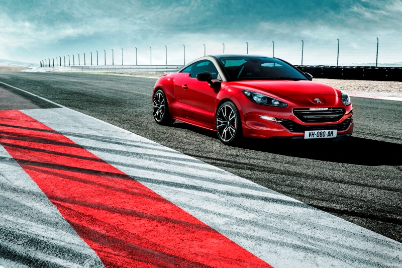 RCZ R : Peugeot Sport imzası ile yüksek performans