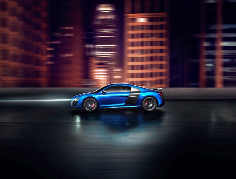 Audi’den lazer farlara sahip ilk seri üretim otomobili: R8 LMX