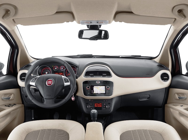 Fiat Linea, yeni multimedya sistemi ve  cazip başlangıç fiyatlarıyla fark yaratıyor!
