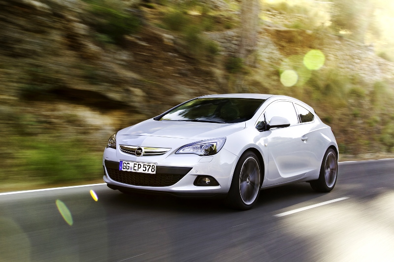 Sınıfının En Sessiz ve En Güçlü Motoru Astra GTC Modelinde