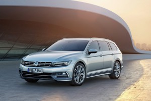 2015-VW-Passat-B8-27