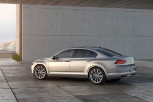 2015-VW-Passat-B8-5