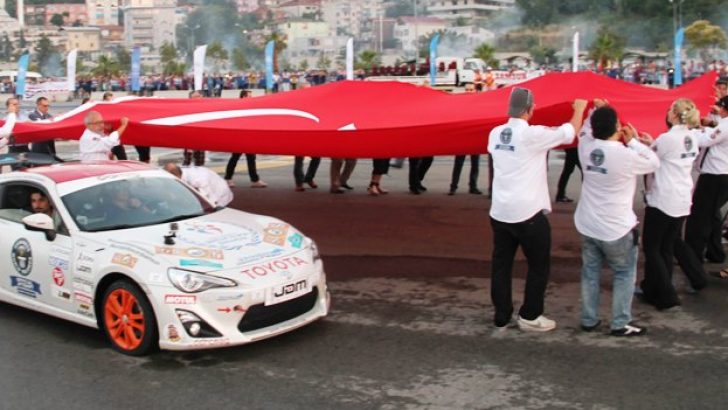 Guinness World Records Dünya Drift Rekorunu Toyota GT86 ile Türkiye’de