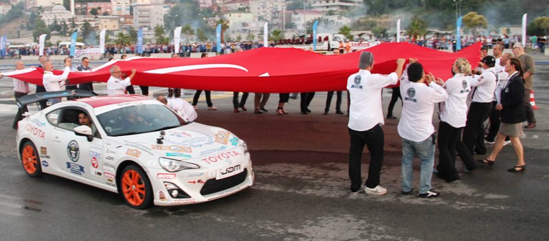 Guinness World Records Dünya Drift Rekorunu Toyota GT86 ile Türkiye’de