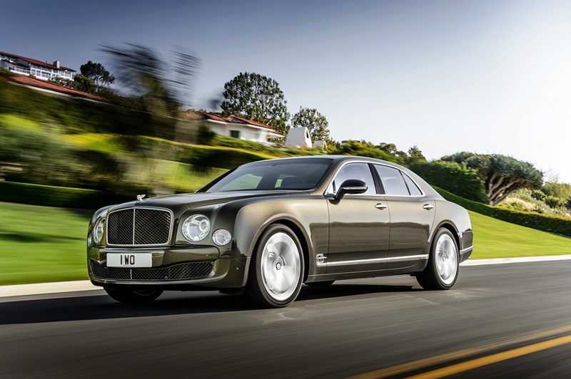 YENİ BENTLEY MULSANNE SPEED: LÜKS VE HIZI BİR ARADA SUNUYOR