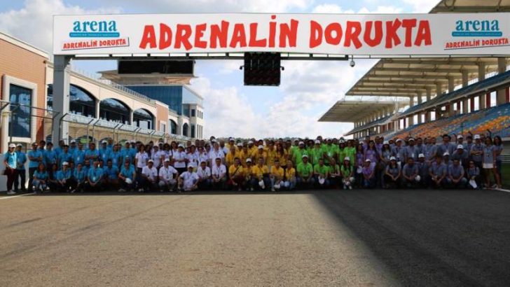 Arena, Hız Kesmeden Yola Devam Ediyor!