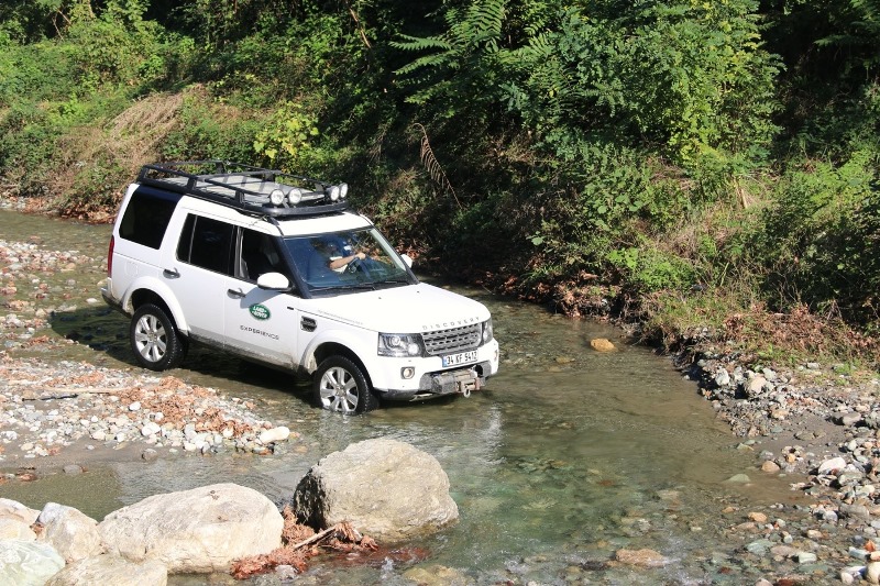 NG Sapanca’da Land Rover Experience ile heyecan dolu bir hafta sonu
