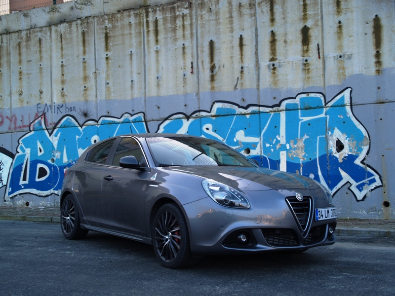 Alfa Romeo Giulietta Quadrifoglio Verde