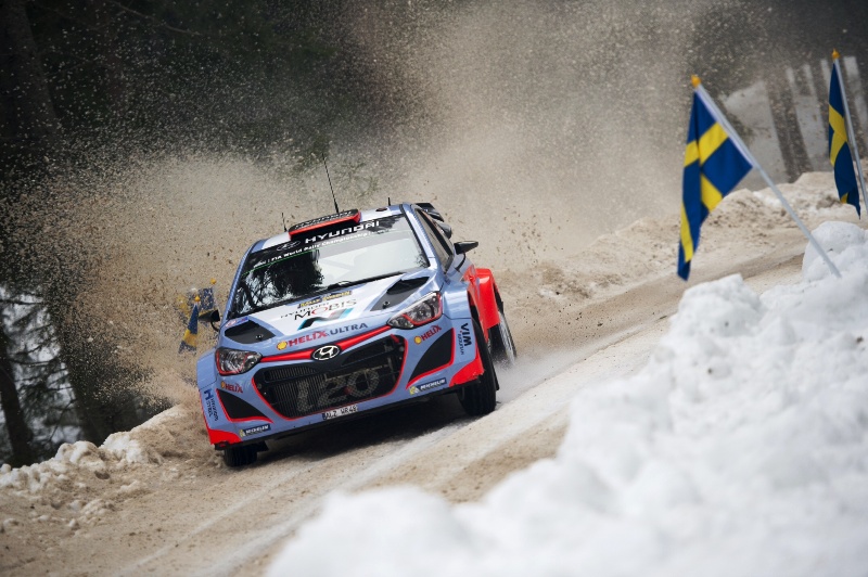 HYUNDAI i20 WRC İSVEÇ’TE PODYUMA ÇIKTI