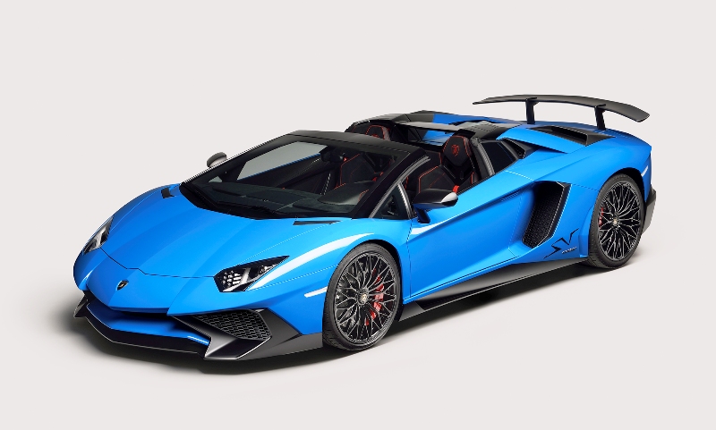 YENİ LAMBORGHINI AVENTADOR LP 750-4 SUPERVELOCE ROADSTER