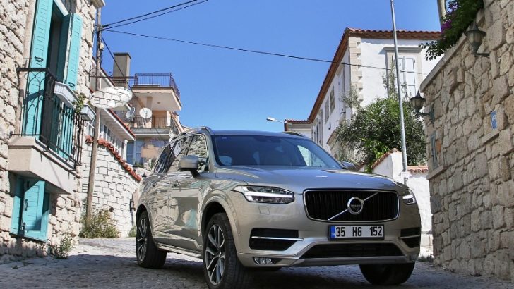 VOLVO XC90 TAŞLARI YERİNDEN OYNATACAK