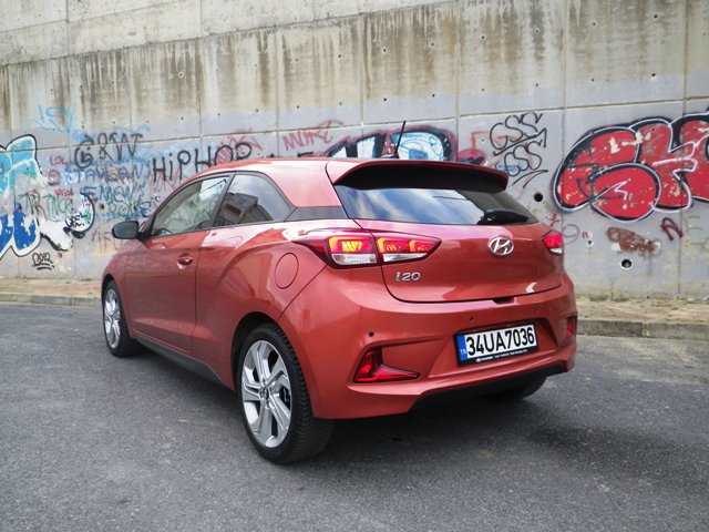 Hyundai i20 test2