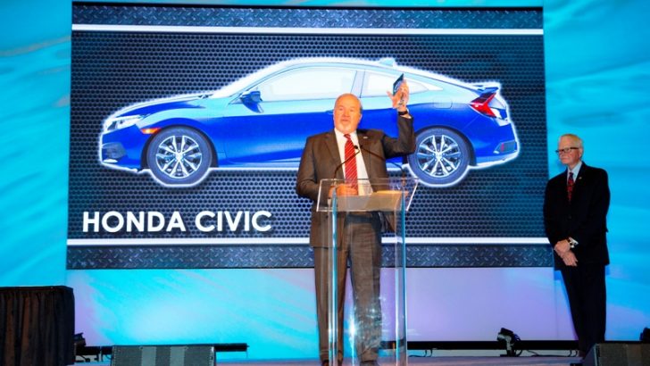 Yeni Honda Civic Sedan “Kuzey Amerika Yılın Otomobili” seçildi