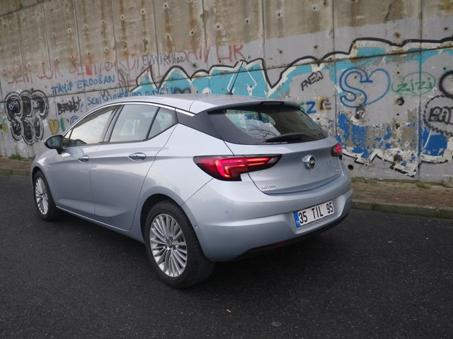 Opel Astra test3