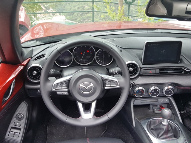 MazdaMX5_6