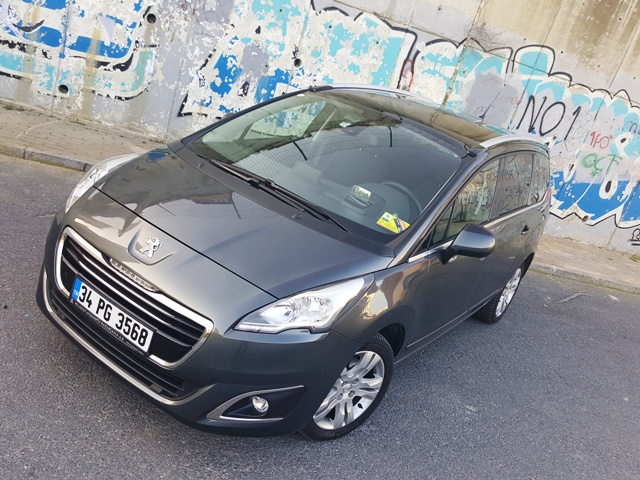 Peugeot_ 5008 test5