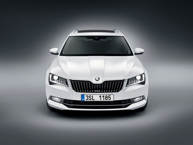 Skoda Superb Combi 1