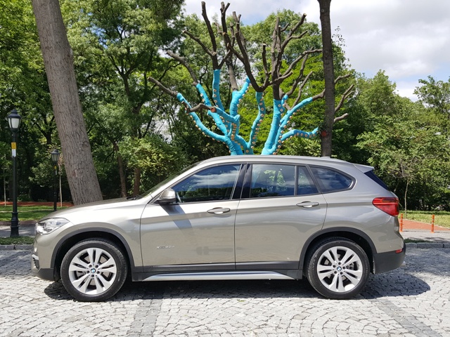 BMW x1 test7