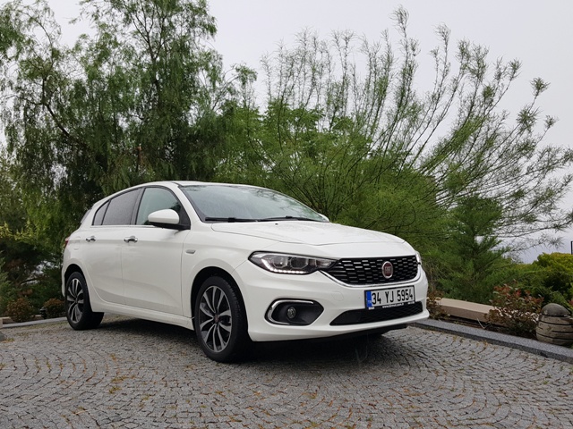 Fiat Egea Hatchback13