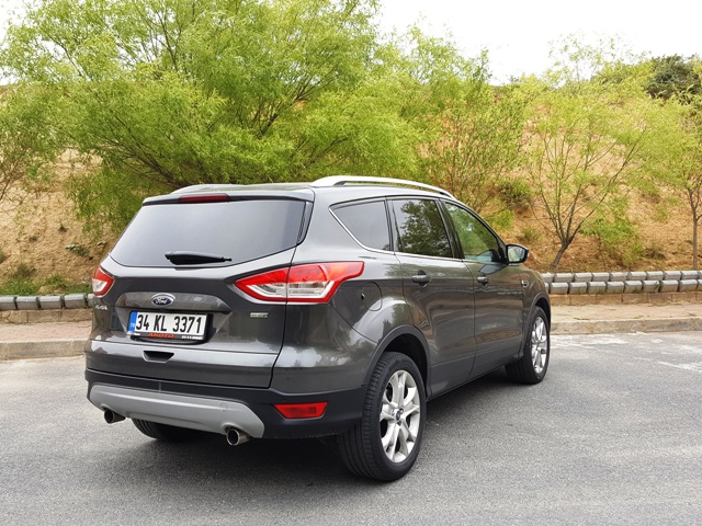 Ford Kuga test1