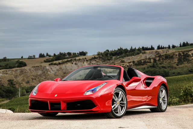 Ferrari 488 Spider-3