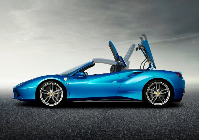 Ferrari 488 Spider-7