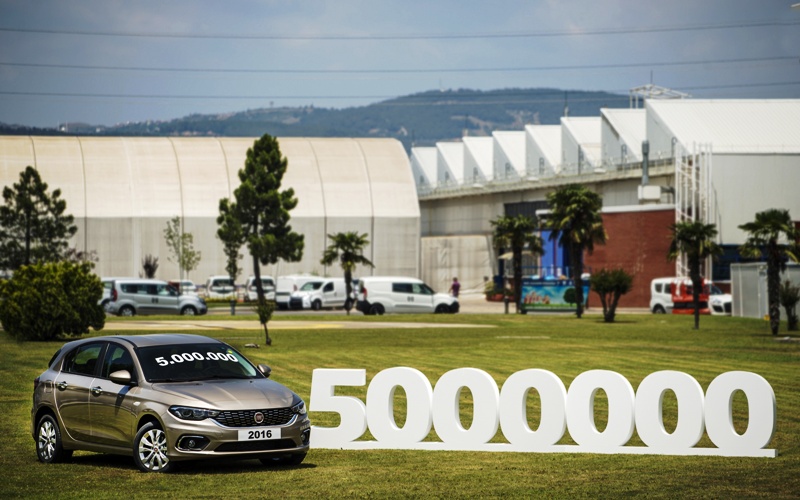 Fiat Egea Hatchback, Tofaş’ın Ürettiği 5 Milyonuncu Araç Olarak Banttan İndi!