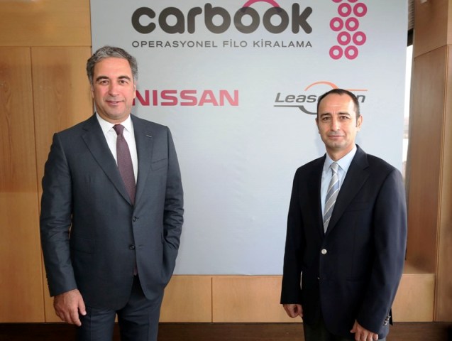 Nissan_Carbook_2