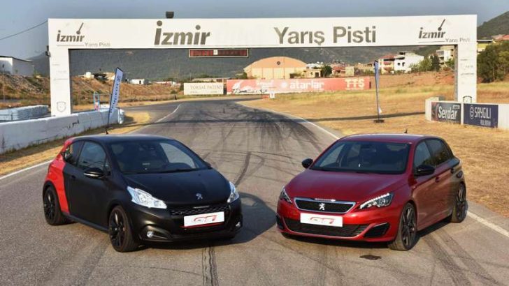 PEUGEOT GTi SERİSİ İLE EFSANEYİ GELECEĞE TAŞIYOR