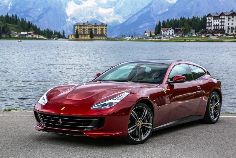 Ferrari GTC4Lusso Türkiye’de!