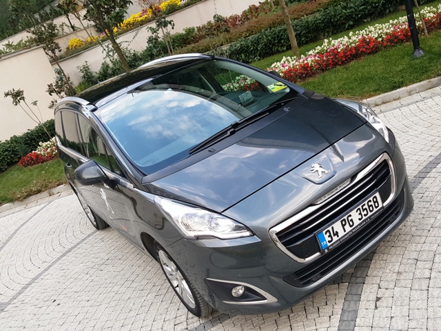 peugeot_5008-test4