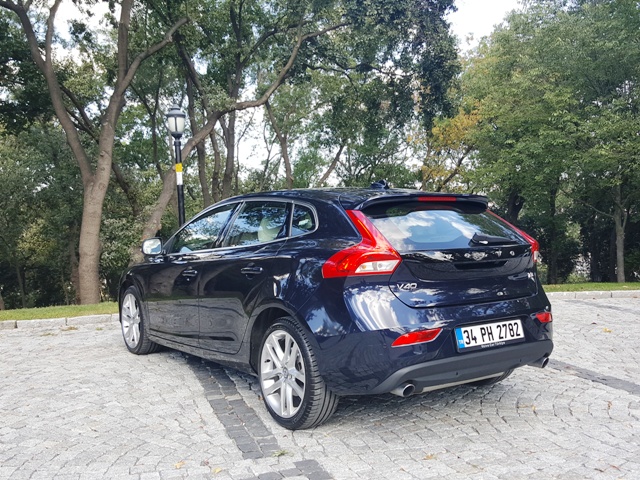 volvo-v40-t3-advance-test5